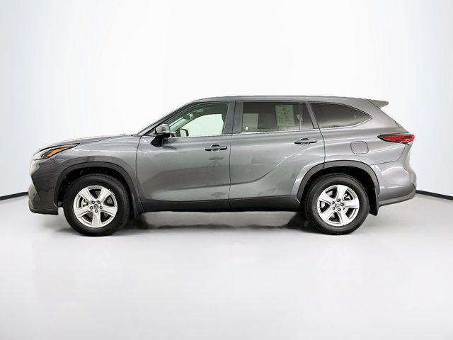 used 2024 Toyota Highlander car, priced at $34,589