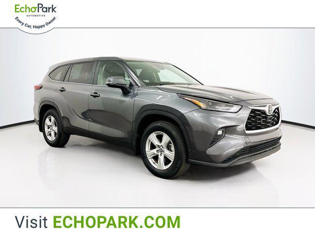 used 2024 Toyota Highlander car, priced at $34,589