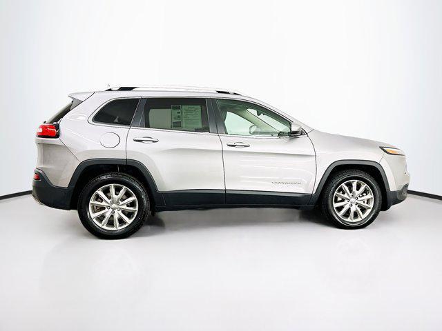 used 2016 Jeep Cherokee car, priced at $15,109