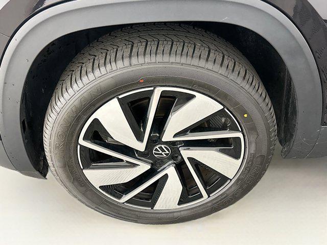 used 2024 Volkswagen Atlas car, priced at $29,997
