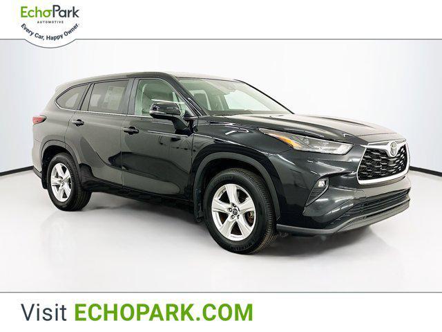 used 2024 Toyota Highlander car, priced at $37,389