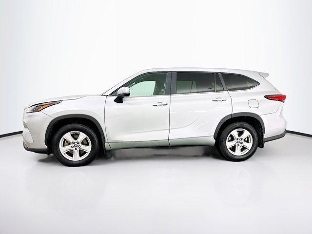 used 2023 Toyota Highlander car, priced at $35,889