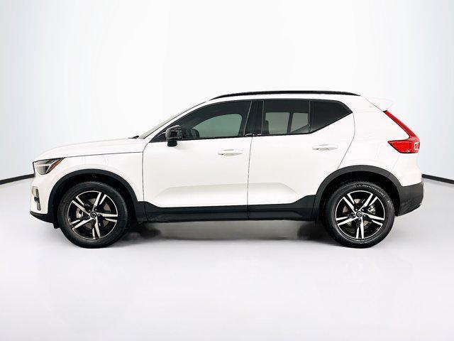 used 2023 Volvo XC40 car, priced at $30,989