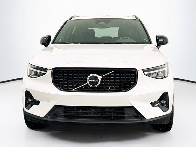 used 2023 Volvo XC40 car, priced at $30,989