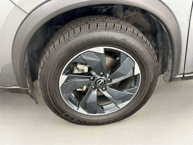 used 2024 Nissan Rogue car, priced at $24,997