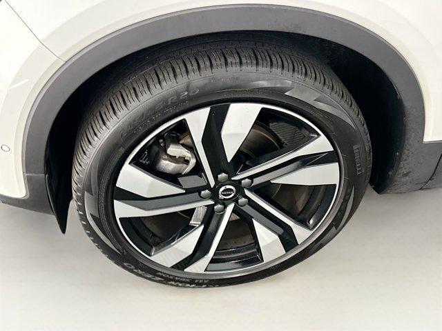used 2025 Volvo XC40 car, priced at $30,997