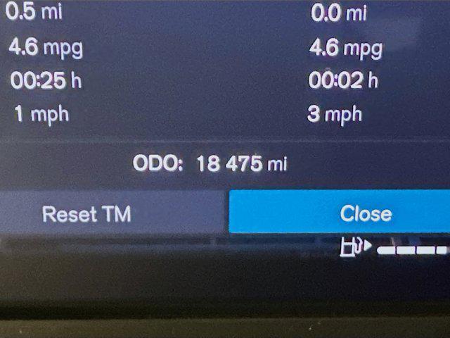 used 2025 Volvo XC40 car, priced at $30,997