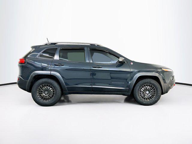 used 2016 Jeep Cherokee car, priced at $10,999