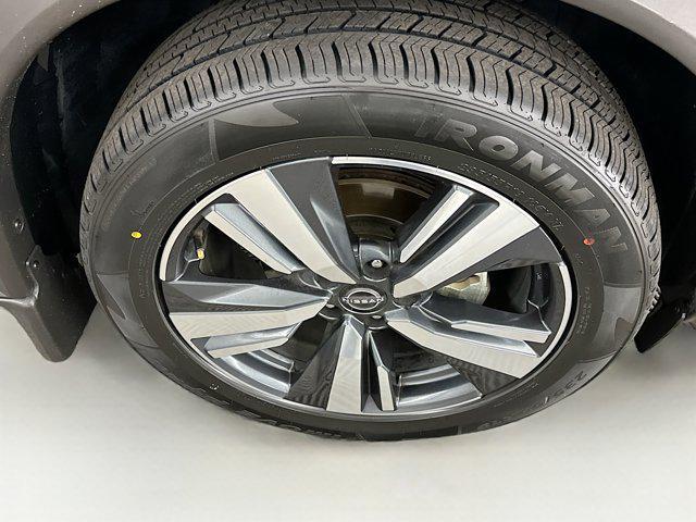 used 2023 Nissan Rogue car, priced at $25,897