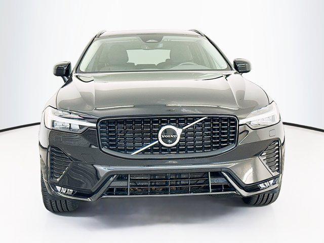 used 2023 Volvo XC60 car, priced at $33,987