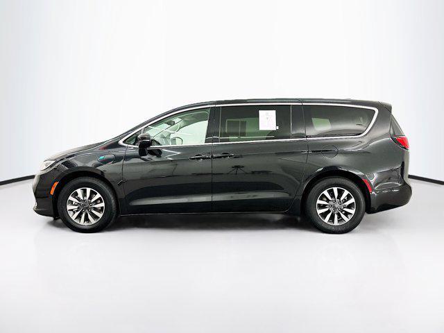 used 2023 Chrysler Pacifica Hybrid car, priced at $26,597