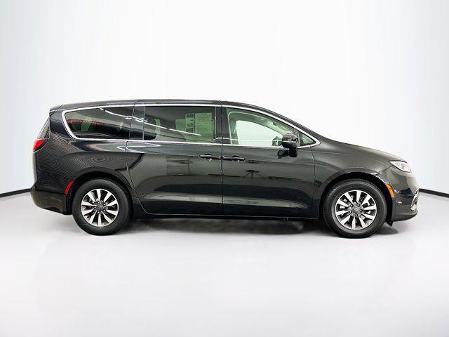 used 2023 Chrysler Pacifica Hybrid car, priced at $26,597