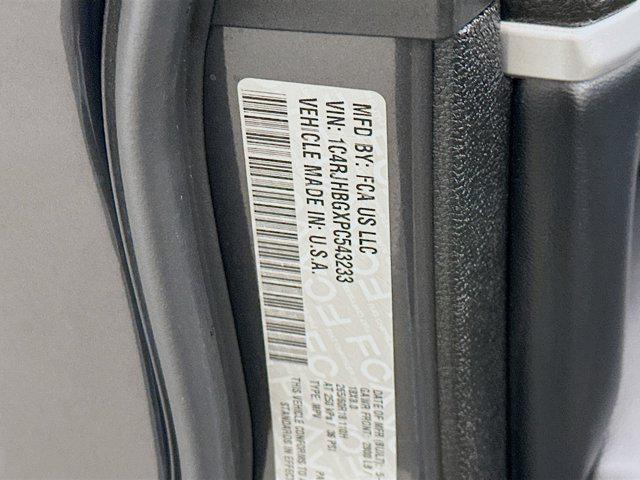 used 2023 Jeep Grand Cherokee car, priced at $31,487