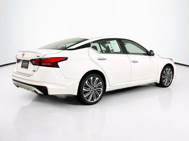 used 2023 Nissan Altima car, priced at $24,899