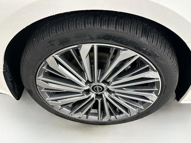 used 2023 Nissan Altima car, priced at $24,899