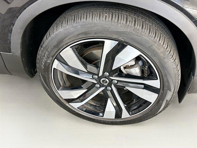 used 2025 Volvo XC40 car, priced at $30,787
