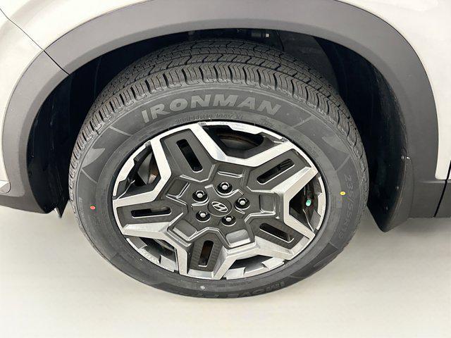 used 2022 Hyundai Santa Fe car, priced at $23,987