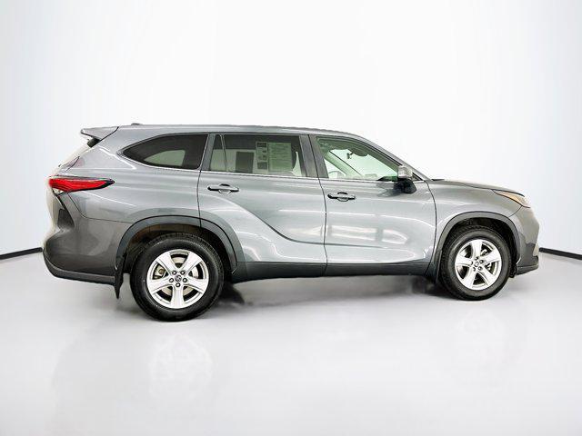 used 2023 Toyota Highlander car, priced at $33,989