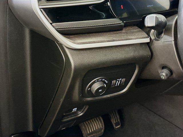 used 2022 Jeep Grand Cherokee L car, priced at $29,797