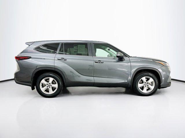 used 2024 Toyota Highlander car, priced at $36,989