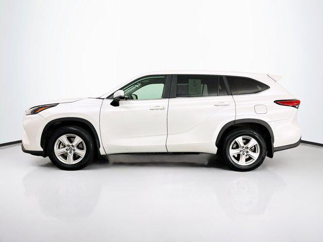 used 2023 Toyota Highlander car, priced at $34,689