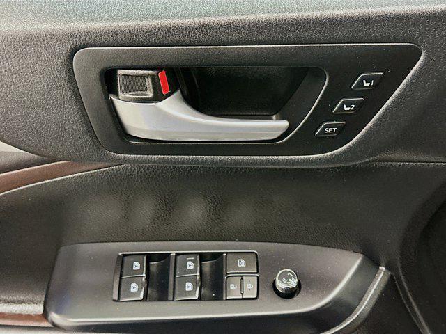 used 2017 Toyota Highlander car, priced at $25,496