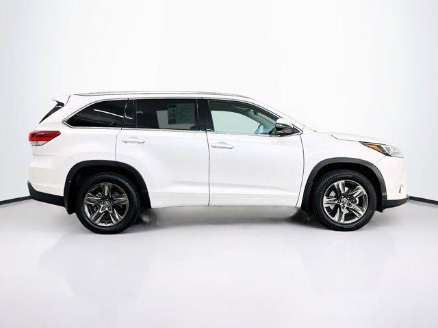 used 2017 Toyota Highlander car, priced at $25,496
