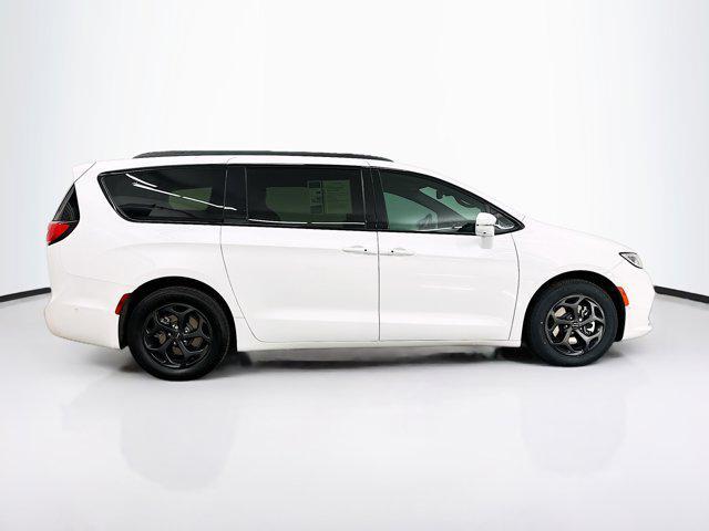 used 2022 Chrysler Pacifica Hybrid car, priced at $29,789