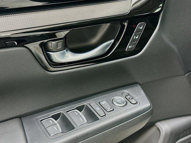 used 2025 Honda CR-V car, priced at $34,597