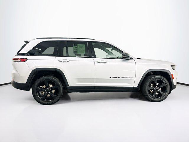 used 2022 Jeep Grand Cherokee car, priced at $29,897