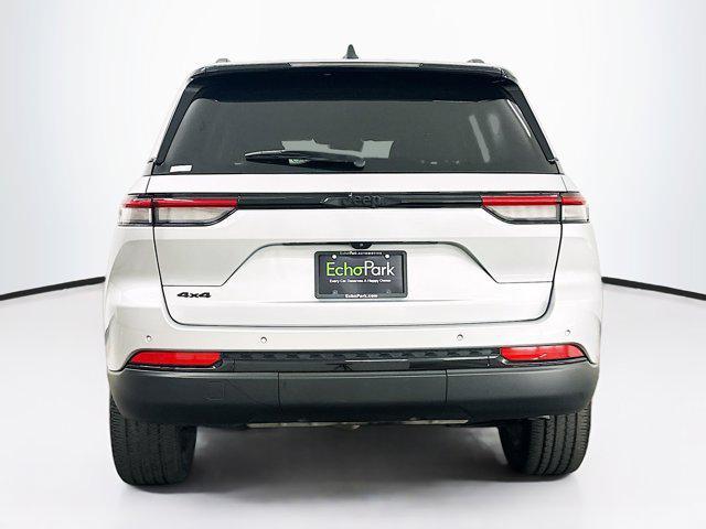 used 2022 Jeep Grand Cherokee car, priced at $29,897