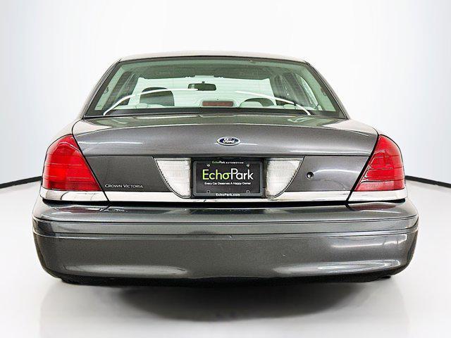 used 2004 Ford Crown Victoria car, priced at $7,299