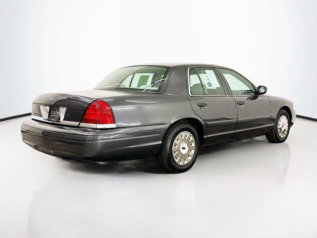 used 2004 Ford Crown Victoria car, priced at $7,299