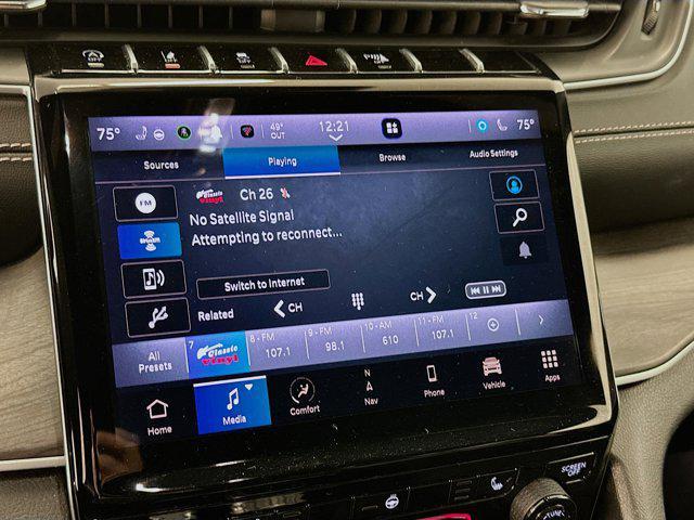 used 2024 Jeep Grand Cherokee car, priced at $30,996