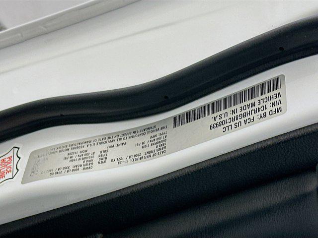 used 2024 Jeep Grand Cherokee car, priced at $30,996