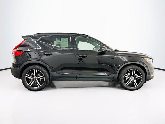 used 2021 Volvo XC40 car, priced at $27,297