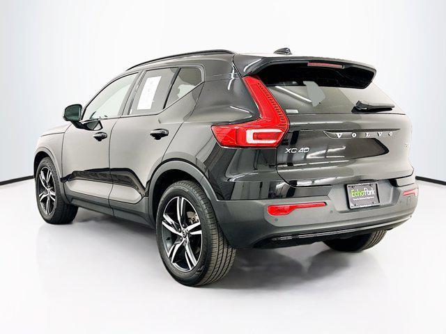 used 2021 Volvo XC40 car, priced at $27,297