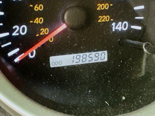 used 2005 Toyota Highlander car, priced at $5,399