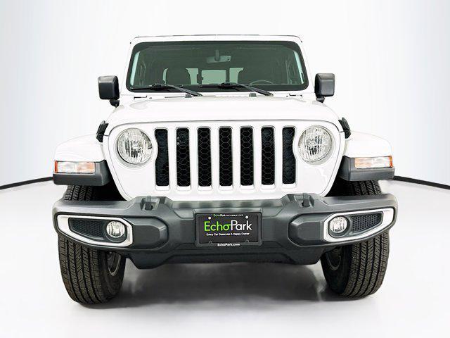 used 2022 Jeep Gladiator car, priced at $33,497