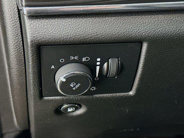 used 2022 Jeep Grand Cherokee car, priced at $28,997
