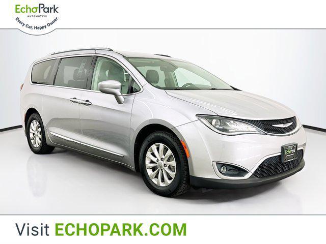 used 2018 Chrysler Pacifica car, priced at $15,889