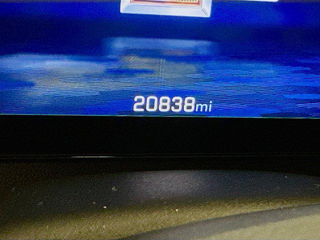 used 2025 Chevrolet Traverse car, priced at $35,596