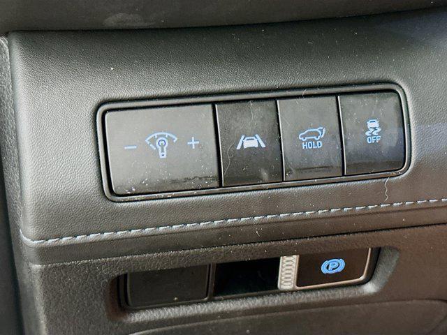 used 2022 Hyundai Santa Fe car, priced at $24,597