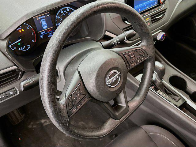 used 2023 Nissan Altima car, priced at $18,789