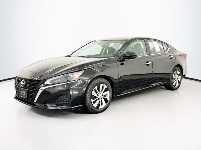 used 2023 Nissan Altima car, priced at $18,789