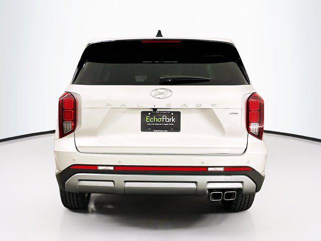 used 2025 Hyundai Palisade car, priced at $38,197