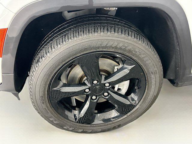 used 2022 Jeep Grand Cherokee L car, priced at $28,497