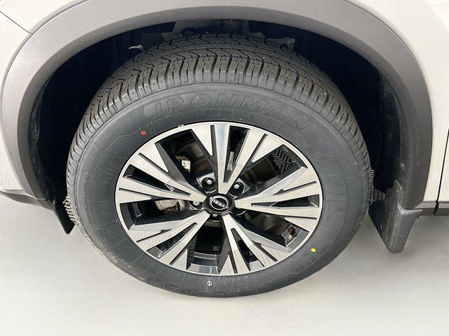 used 2023 Nissan Rogue car, priced at $22,487