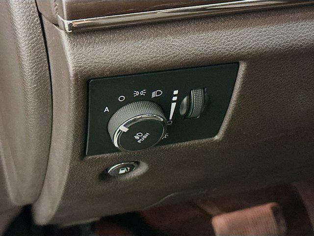 used 2014 Jeep Grand Cherokee car, priced at $11,999