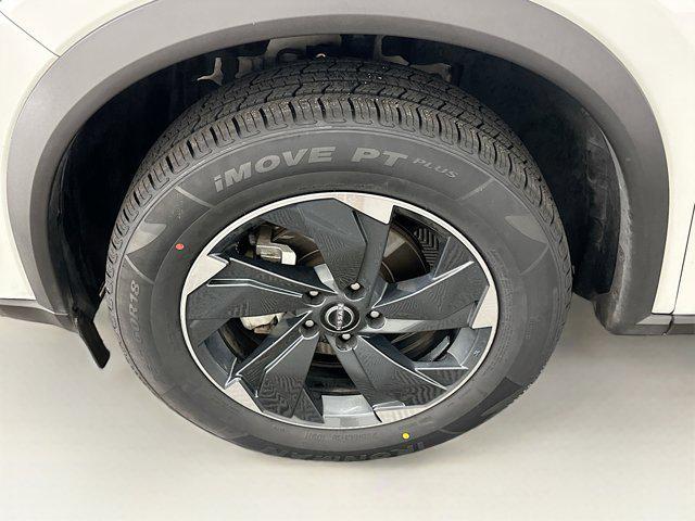used 2024 Nissan Rogue car, priced at $23,297